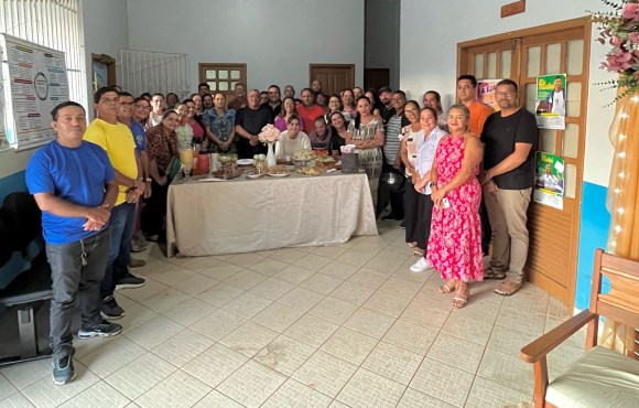 Café do Dia das Mulheres e Emenda de Meire Serafim Impulsionam a Educação em Sena Madureira